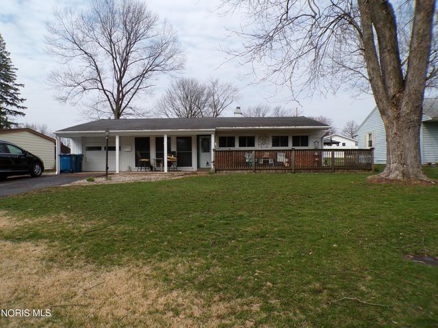 320 Newdale Dr, Bryan, OH 43506