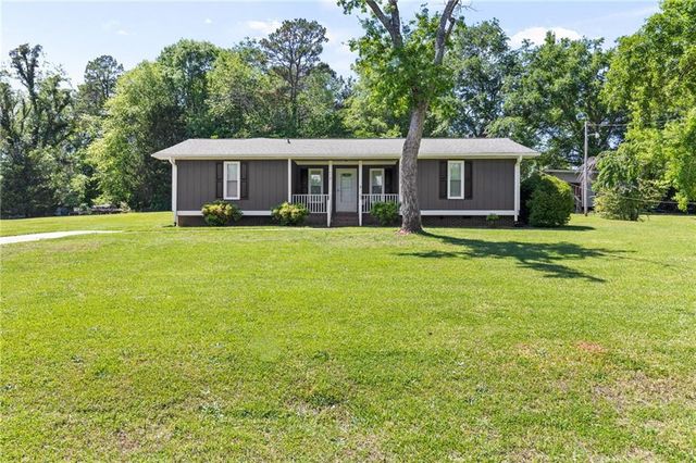 113 Wade Dr, Pickens, SC 29671