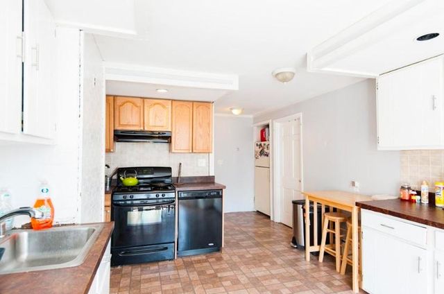 837 1/2 E  2nd St #1, Boston, MA 02127