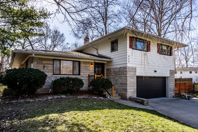 959 Chevy Chase Ln, Indianapolis, IN 46280