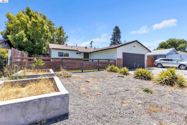425 E  Tabor Ave, Fairfield, CA 94533