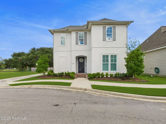 306 Parker Ln, Youngsville, LA 70592