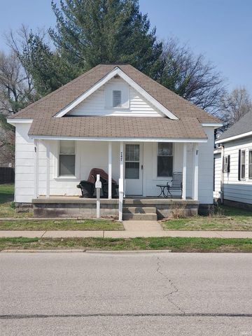 747 S  10th St, Vincennes, IN 47591