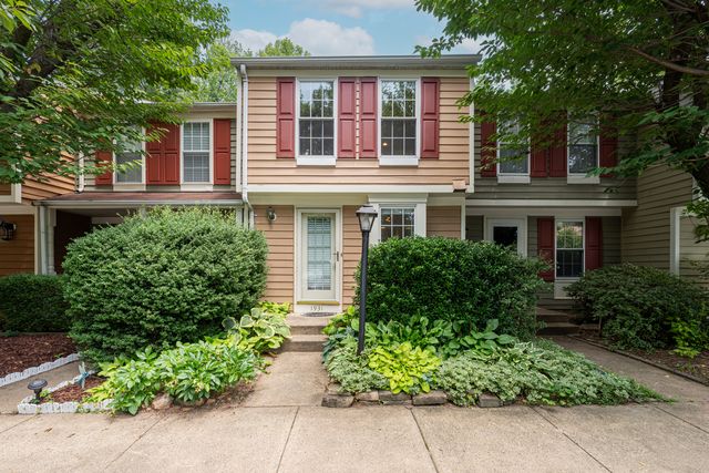 1931 Belmont Ridge Ct, Reston, VA 20191