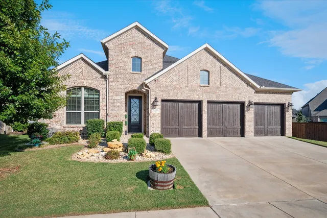 6300 Whiskerbrush Rd, Argyle, TX 76226