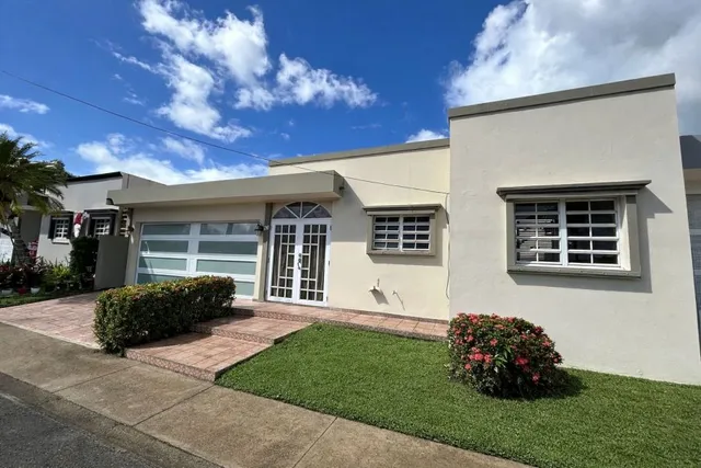 Urb Paseo De Santa Barbara #93, Gurabo, PR 00778