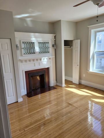 4-12 Farrington Ave #d0ee21126, Allston, MA 02134