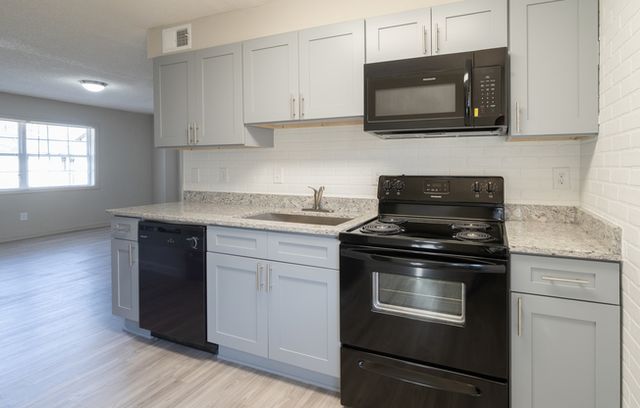 1494 Memorial Dr, Atlanta, GA 30317