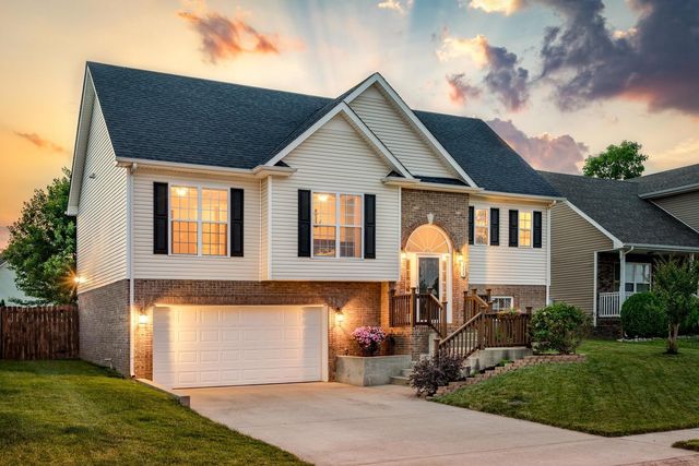 3509 Southwood Dr, Clarksville, TN 37042
