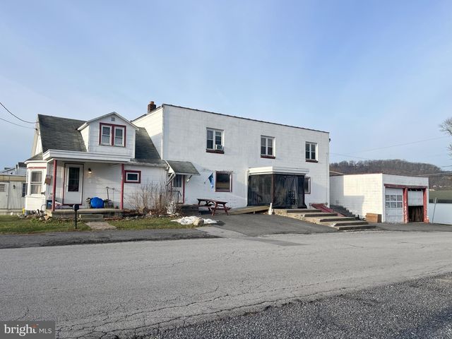 209 Knepp Ave, Lewistown, PA 17044