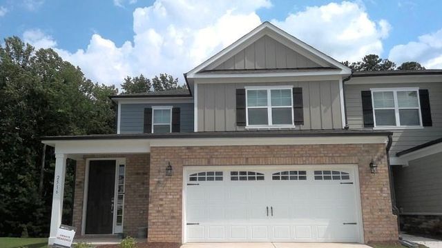 2516 Adams Pond Ln, Apex, NC 27523