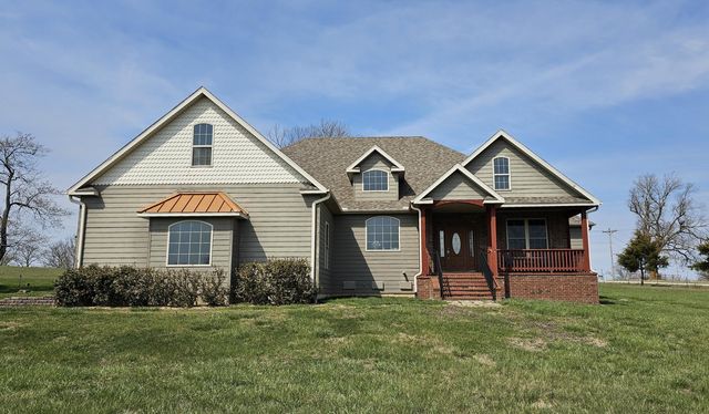 3095 Pool Drive, Mountain Grove, MO 65711