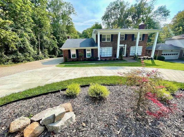 2411 Chadford Way, Thornhill, KY 40222