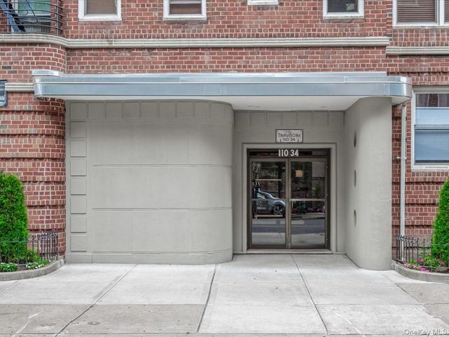 110-34 73rd Road UNIT 4F, Flushing, NY 11375