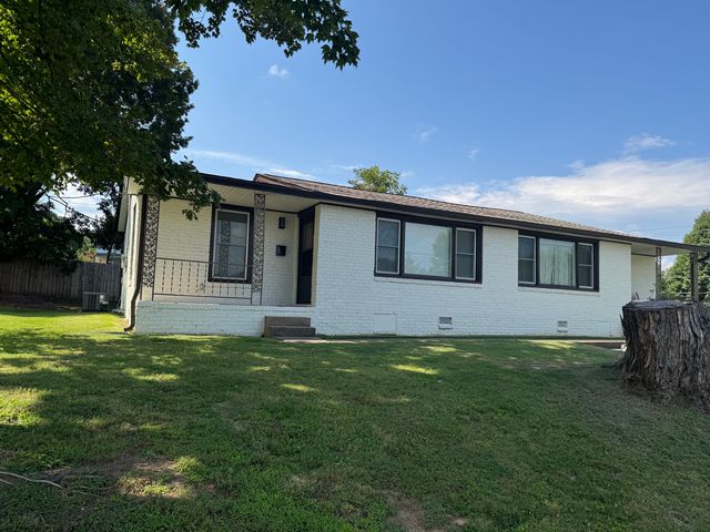 417 E  Chilhowie Ave #1, Johnson City, TN 37601
