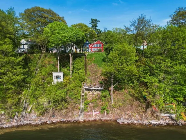 80 Central Avenue, S Burlington, VT 05403