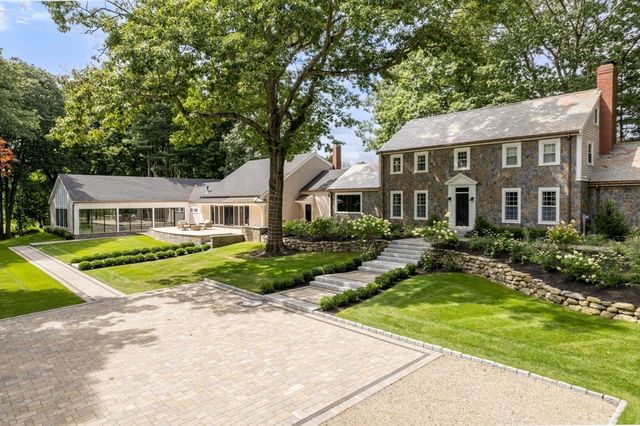 50 Brush Hill Ln, Milton, MA 02186