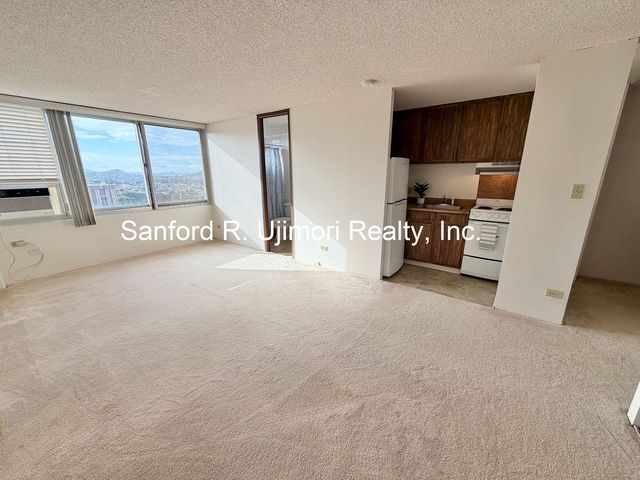 98-288 Kaonohi St #2204, Aiea, HI 96701