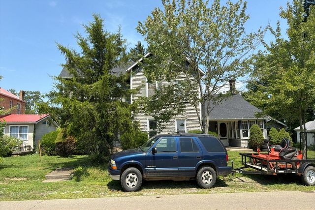 105 E  North St, Mc Arthur, OH 45651