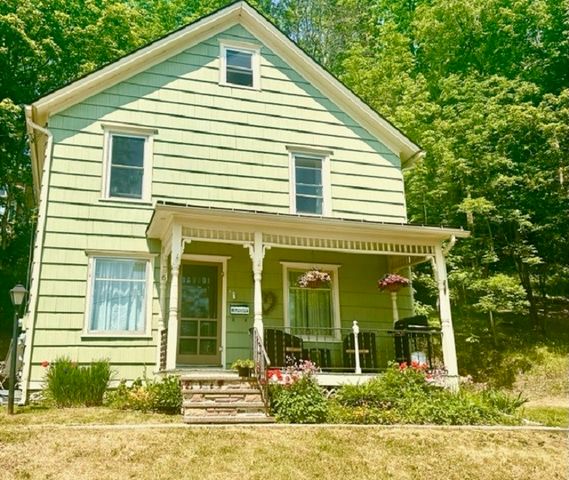6 Grove St, Cooperstown, NY 13326