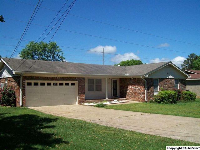 11318 Crestfield Dr SE, Huntsville, AL 35803