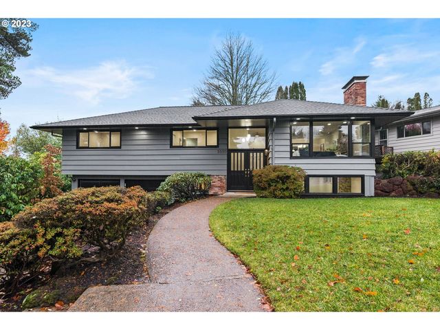 5555 SW Dover Ct, Portland, OR 97225