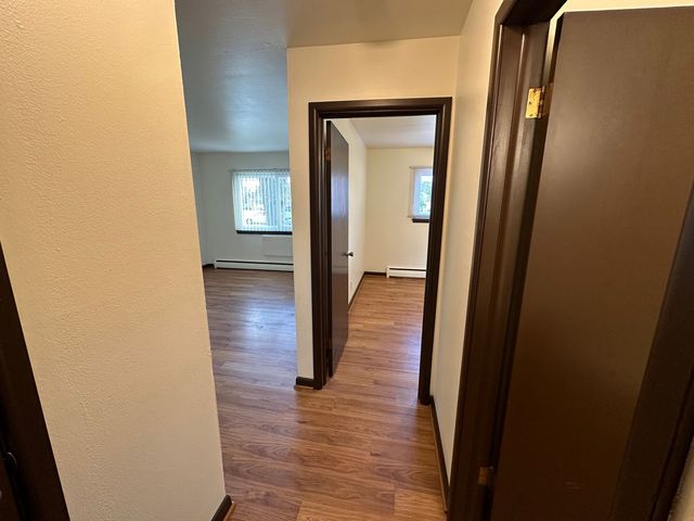 E  Bolivar Ave, Saint Francis, WI 53235