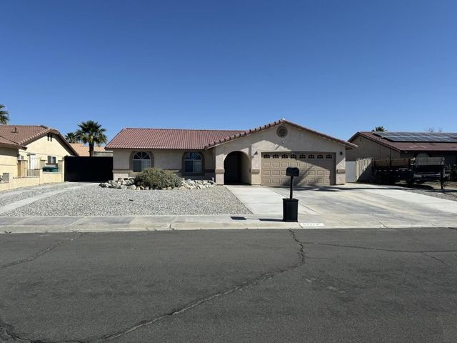 67170 Ontina Rd, Cathedral City, CA 92234