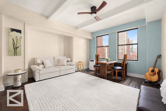 320 E  42nd St #2403, New York, NY 10017