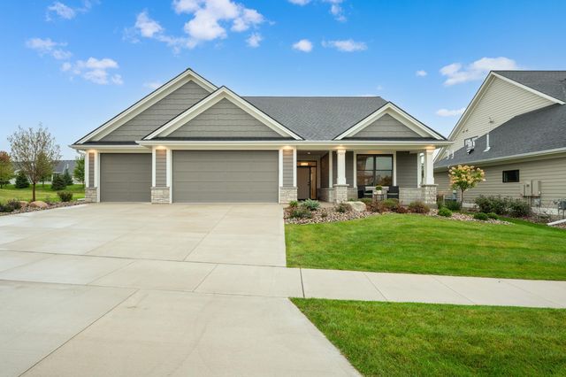 2657 Scenic Point Dr SW, Rochester, MN 55902