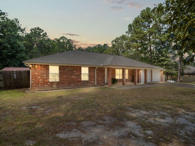 1453 Lake Vernon Rd, Leesville, LA 71446