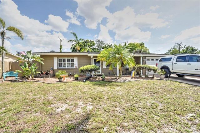 1426 Charles Rd, Fort Myers, FL 33919