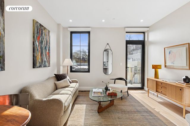 758 Metropolitan Ave #1B, Brooklyn, NY 11211