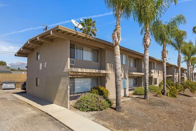 127 W  Santa Barbara St #C, Santa Paula, CA 93060