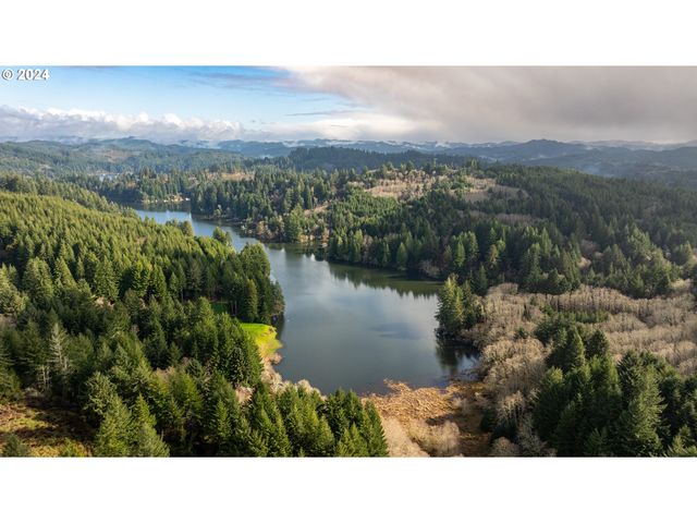 Hilltop Dr #1400, Lakeside, OR 97449