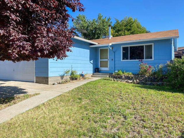 322 Anderson St, Yreka, CA 96097