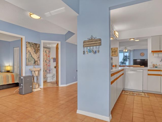 2225 Highway A1A #906, Indian Harbour Beach, FL 32937