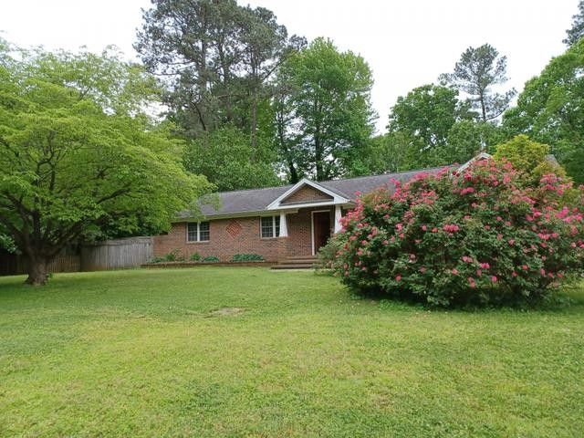 511 Normandy St, Cary, NC 27511