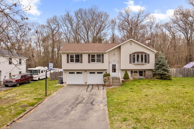 14 Spruceland Rd, Enfield, CT 06082