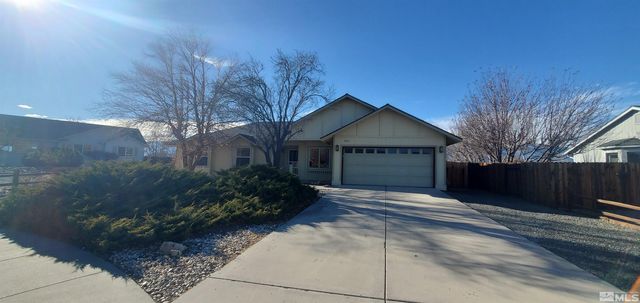 2610 Fawn Fescue Ct, Minden, NV 89423