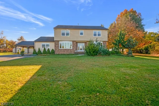 90 Old York Rd, Ringoes, NJ 08551