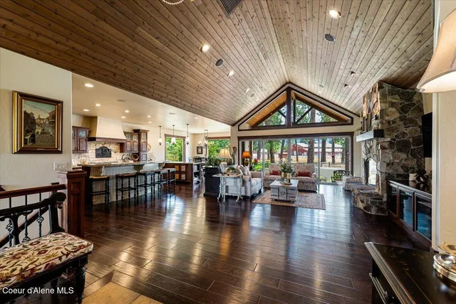 11042 N  Cattle Dr, Hayden Lake, ID 83835