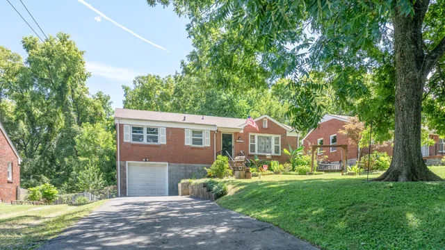 3604 Sabre Dr, Nashville, TN 37211