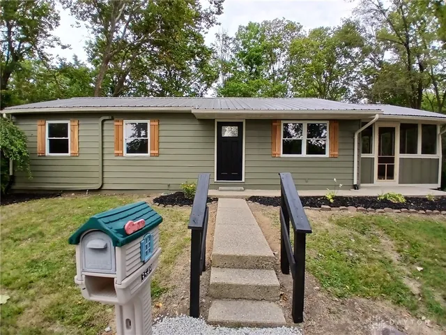 3549 Creek Dr, Greenville, OH 45331