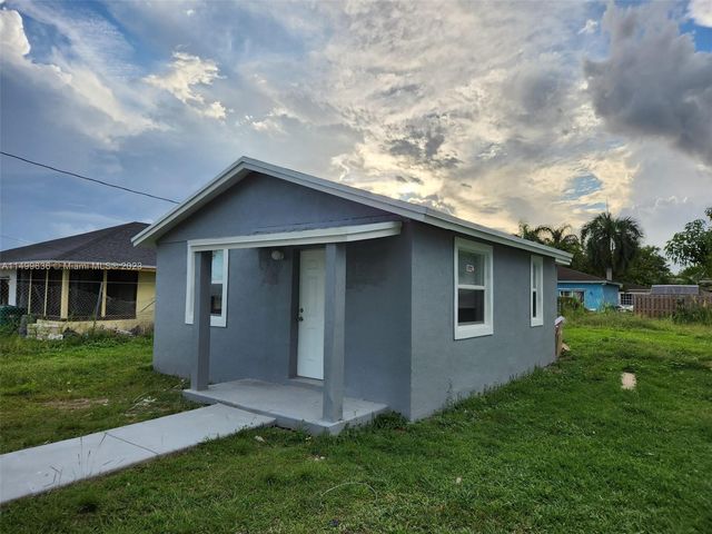 1279 NW 9th Ave, Florida City, FL 33034
