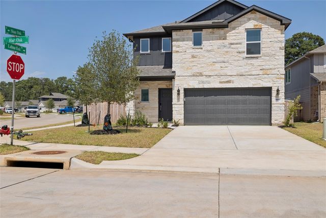 6816 Hart Oak Dr, Conroe, TX 77304