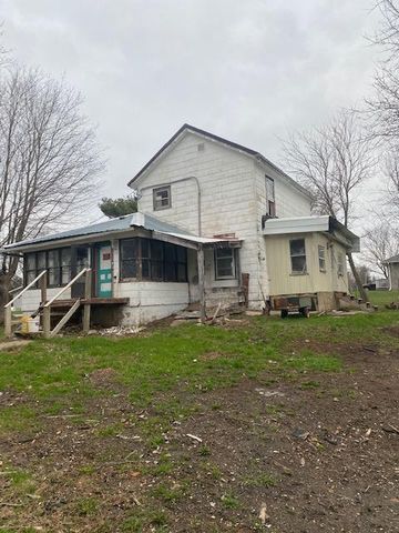 518 N  Main St, Patch Grove, WI 53817