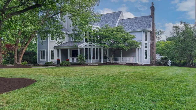3920 Shadowood Cir, Allison Park, PA 15101