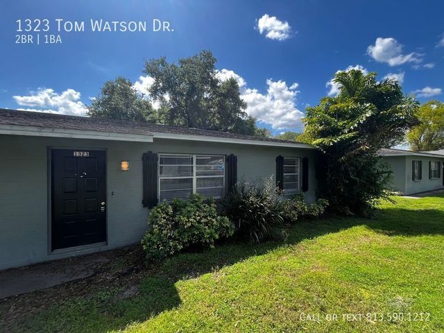 1323 Tom Watson Dr, Lakeland, FL 33801