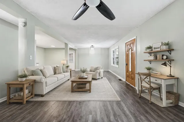 112 Raleigh Dr, Nicholasville, KY 40356